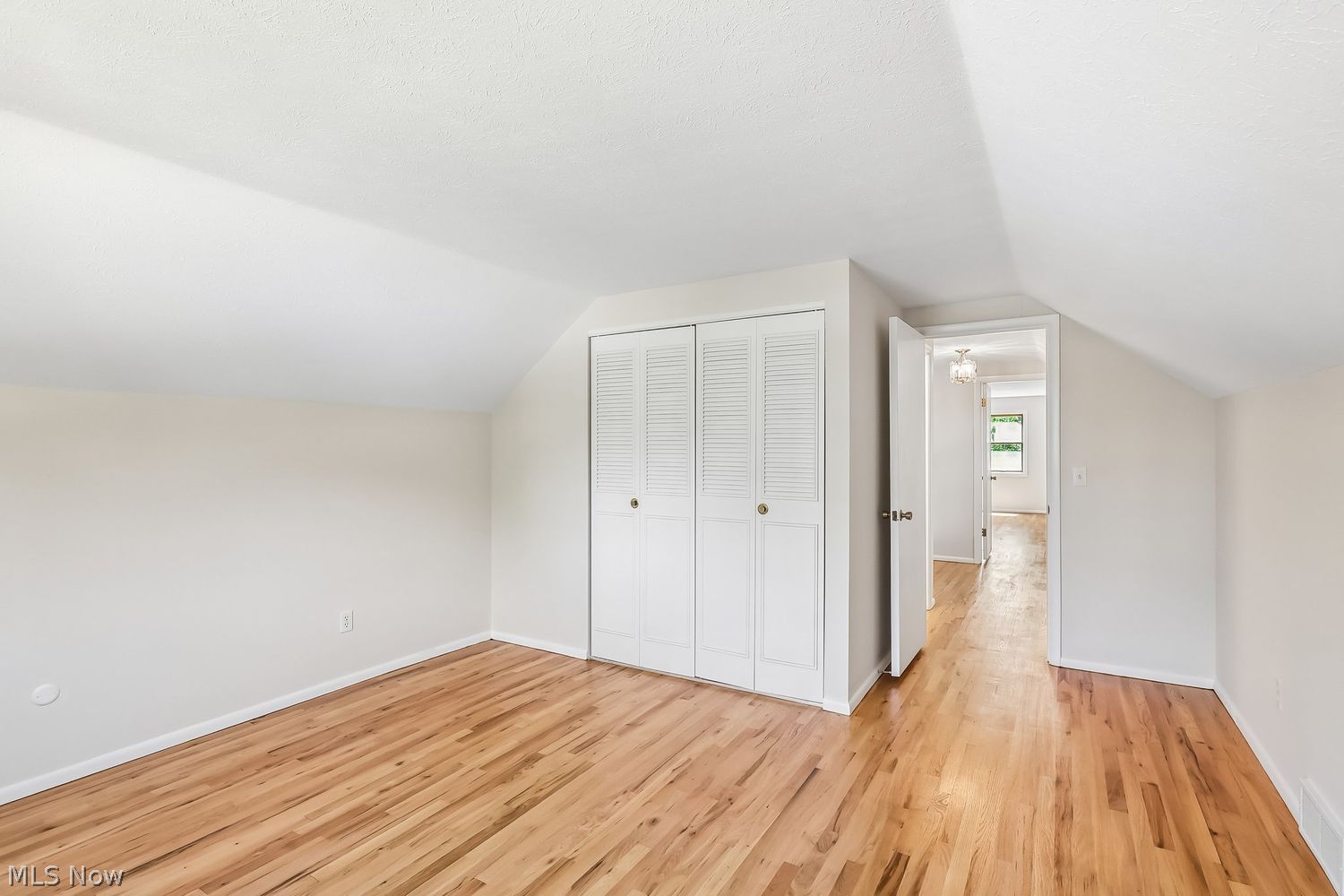29609 Wellington Drive North Olmsted OH 44070