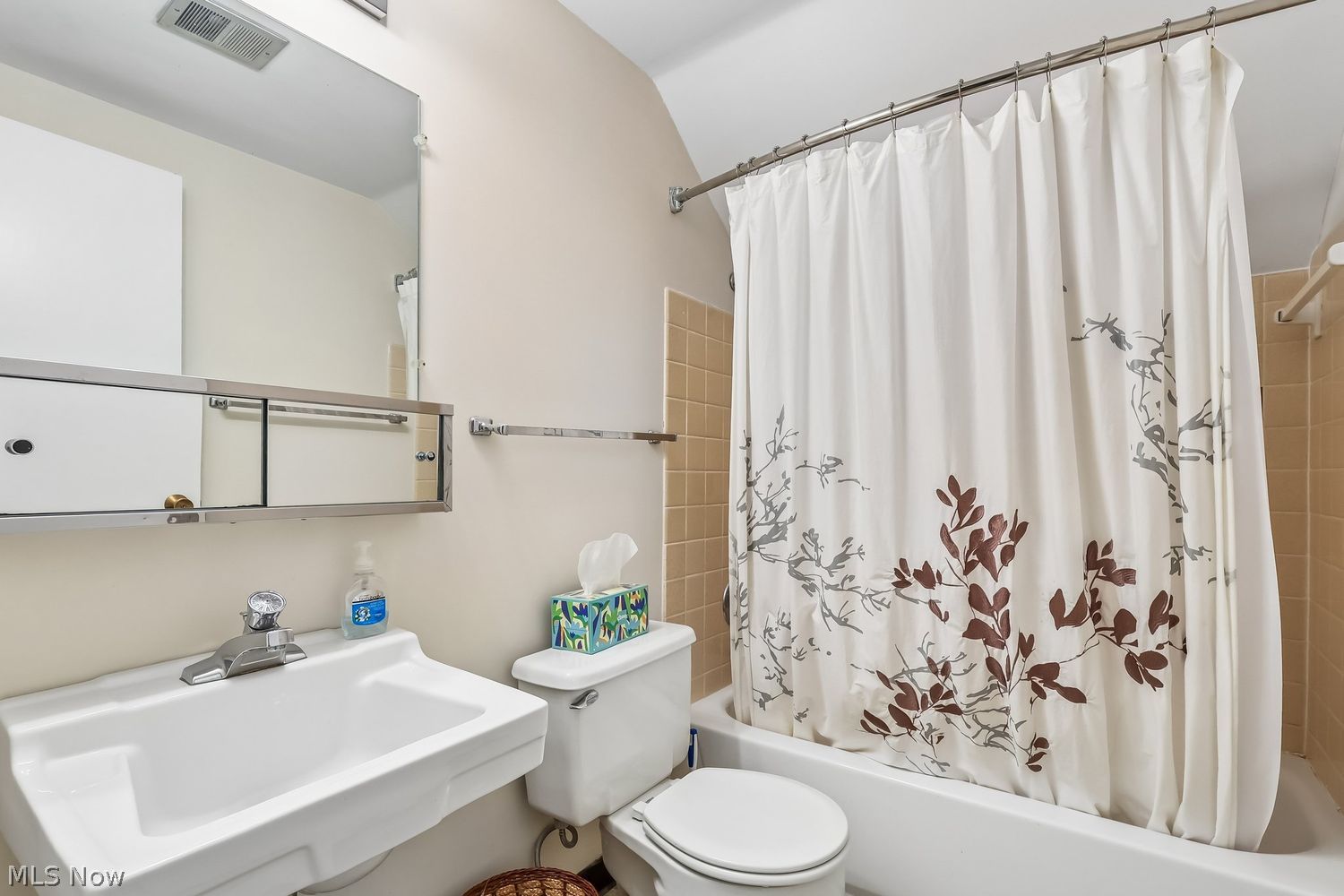 29609 Wellington Drive North Olmsted OH 44070