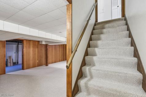 29609 Wellington Drive North Olmsted OH 44070