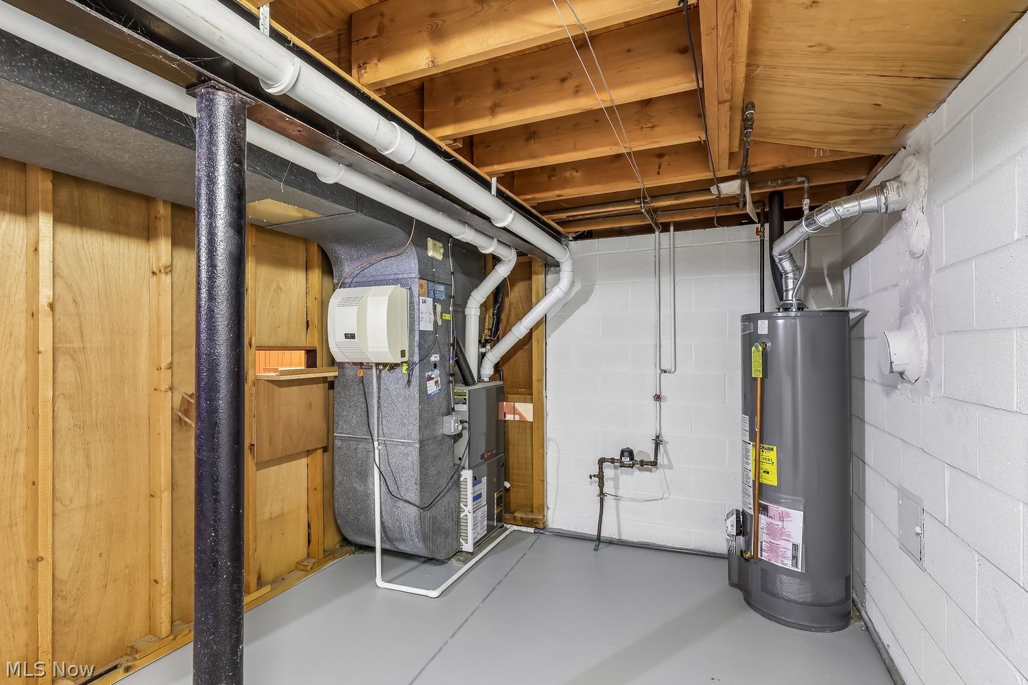 29609 Wellington Drive North Olmsted OH 44070