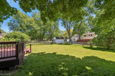 29609 Wellington Drive North Olmsted OH 44070