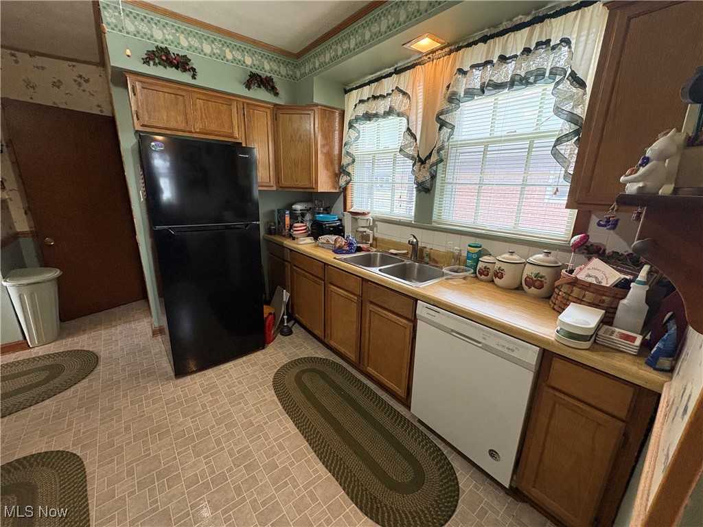 465 Saint Leger Avenue Akron OH 44305