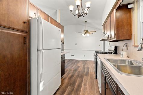 894 Sioux Lane Macedonia OH 44056