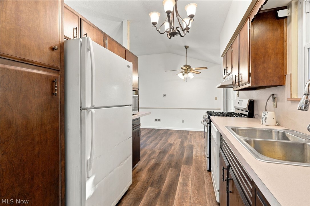 894 Sioux Lane Macedonia OH 44056