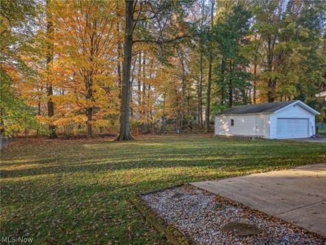 894 Sioux Lane Macedonia OH 44056