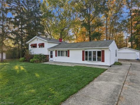 894 Sioux Lane Macedonia OH 44056
