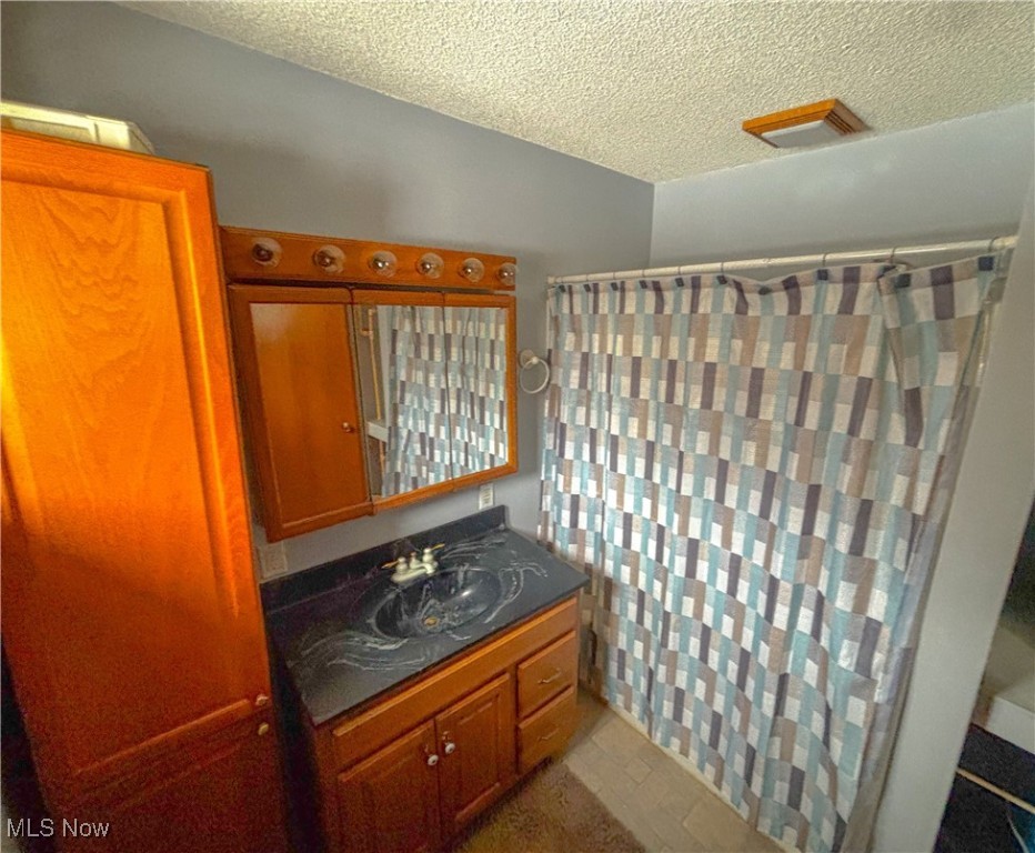 60883 Us-36 Newcomerstown OH 43832