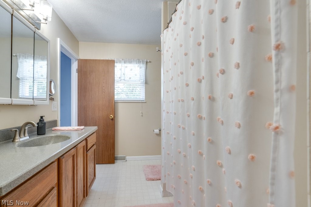 3896 Buckingham Drive Brunswick OH 44212