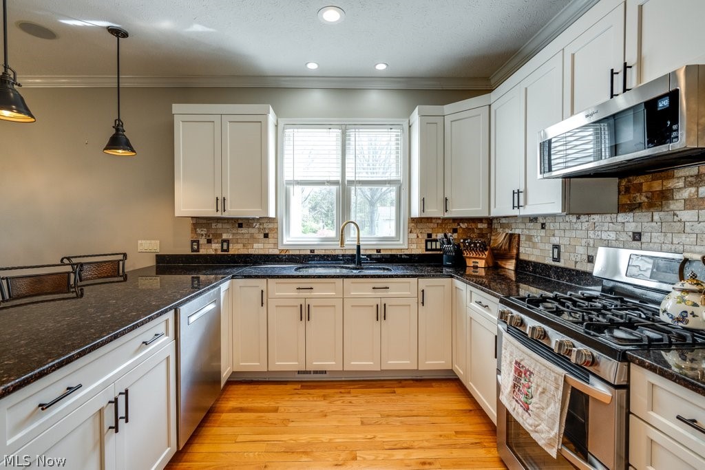 6325 Brecksville Road Independence OH 44131