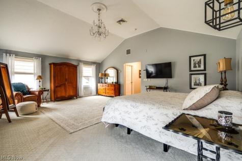 6325 Brecksville Road Independence OH 44131