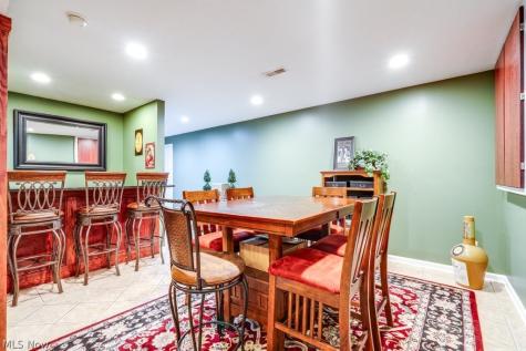 6325 Brecksville Road Independence OH 44131