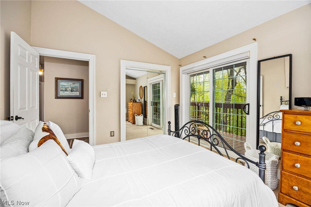 631 Rocky Hollow Drive Akron OH 44313