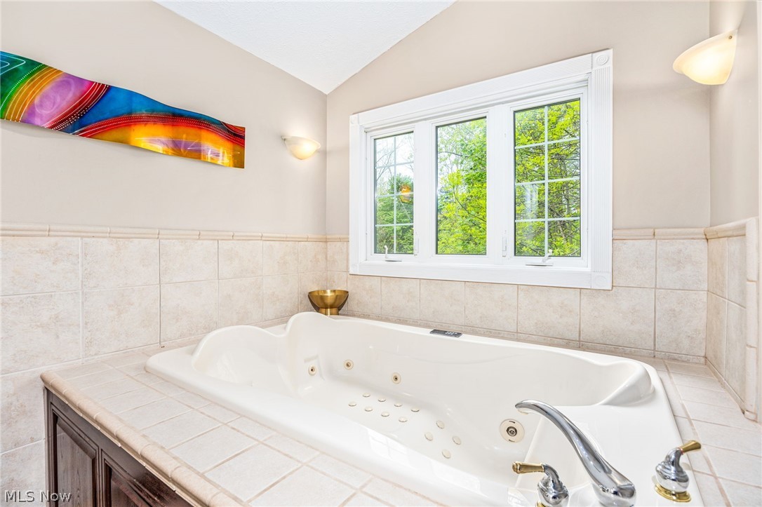 631 Rocky Hollow Drive Akron OH 44313