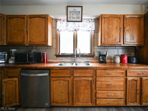 554 Stanton Avenue Niles OH 44446