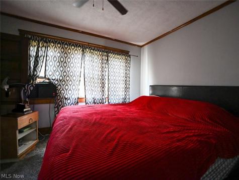554 Stanton Avenue Niles OH 44446