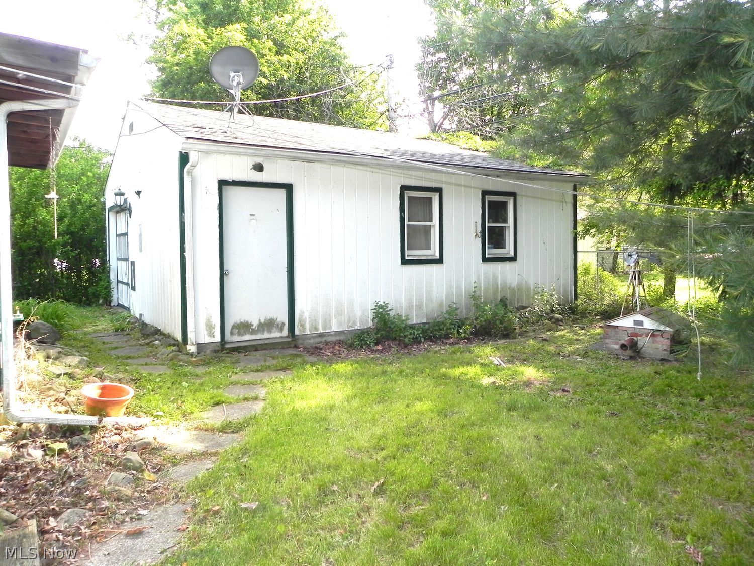 234 S Point Drive Avon Lake OH 44012