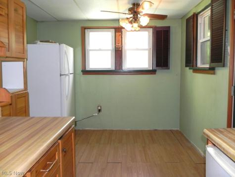 234 S Point Drive Avon Lake OH 44012