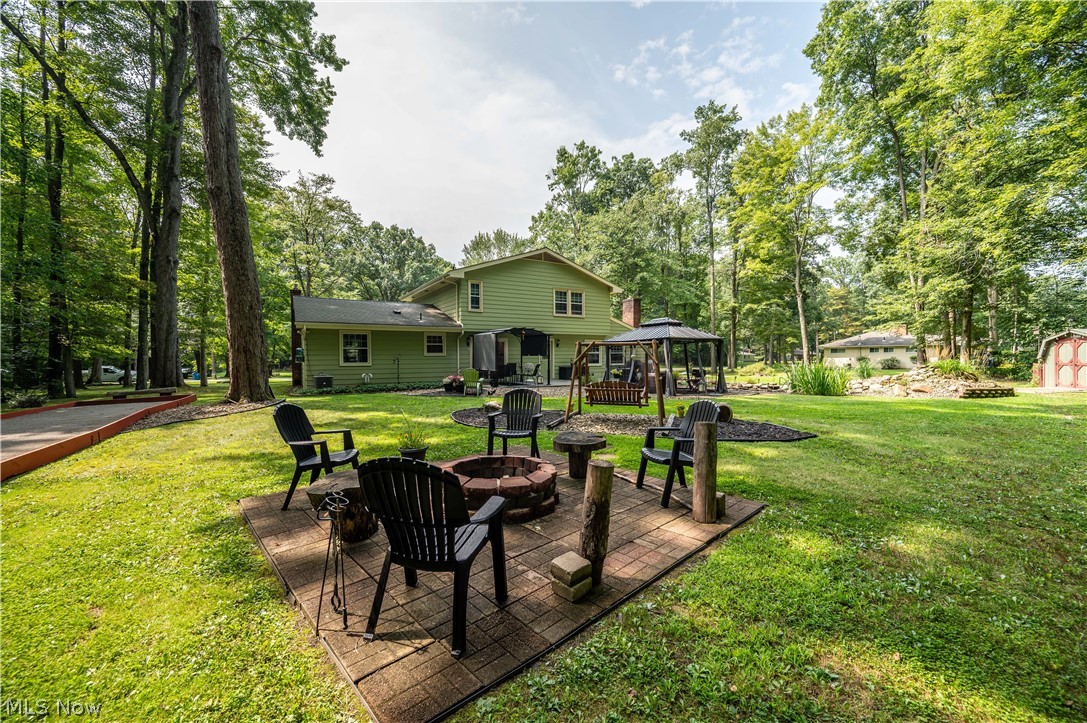 1238 Willowood Hubbard OH 44425