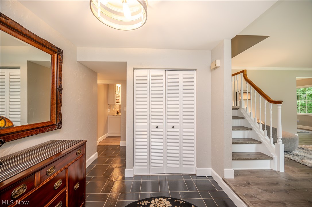 1238 Willowood Hubbard OH 44425