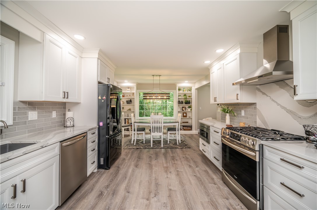 1238 Willowood Hubbard OH 44425