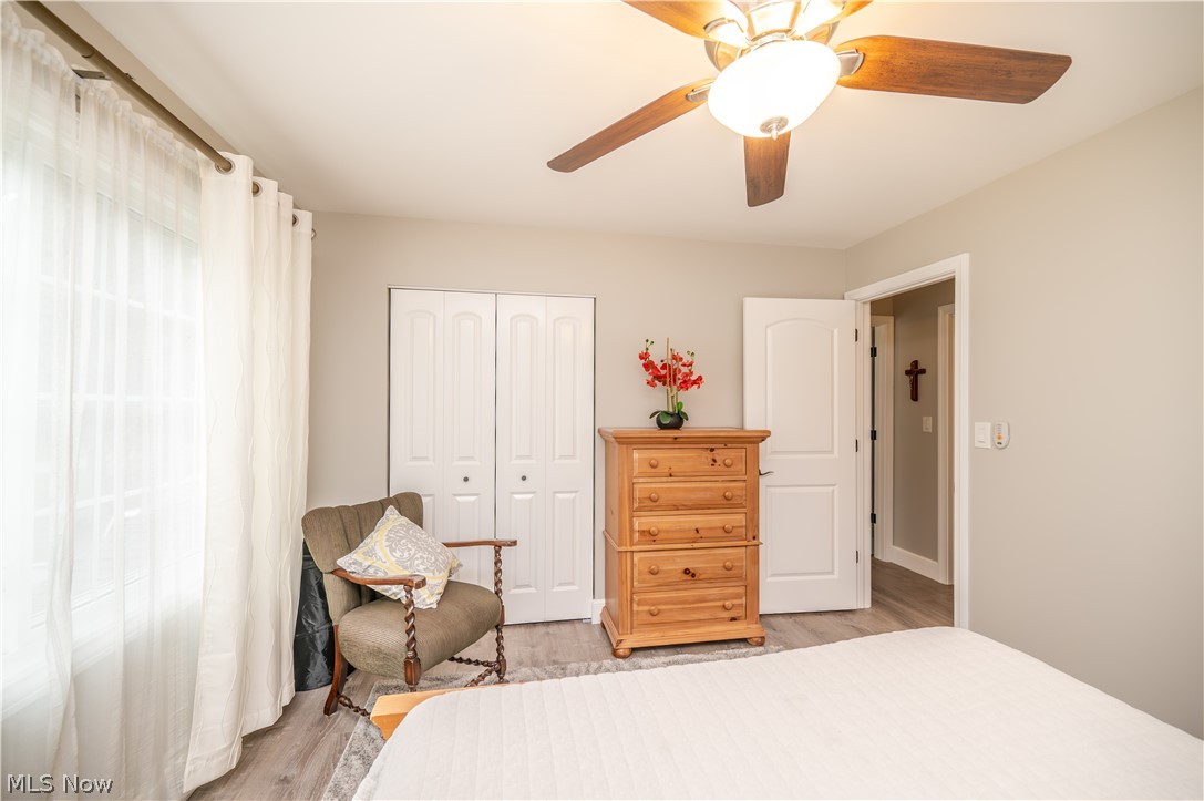 1238 Willowood Hubbard OH 44425