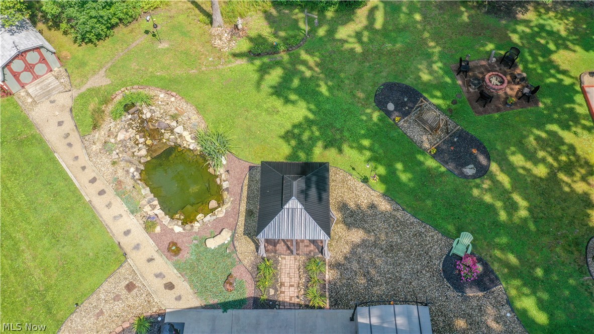 1238 Willowood Hubbard OH 44425