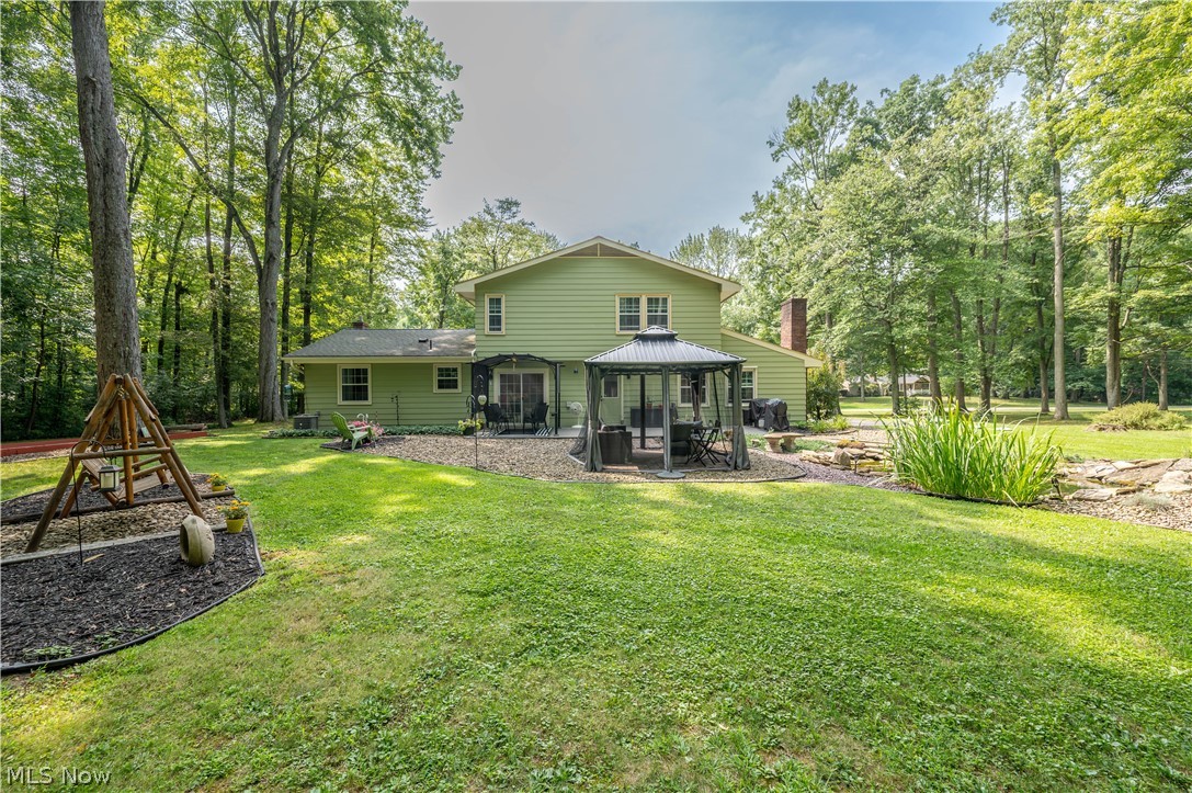 1238 Willowood Hubbard OH 44425