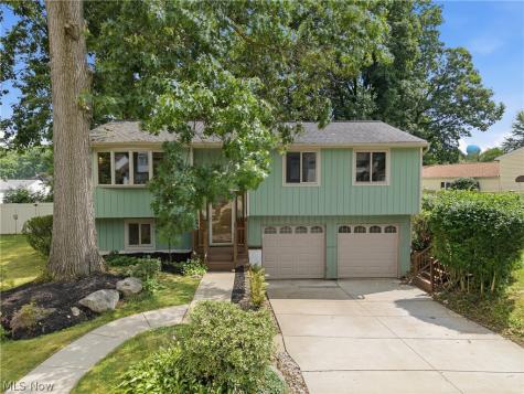 163 Oakhurst Drive Munroe Falls OH 44262