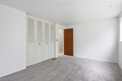 163 Oakhurst Drive Munroe Falls OH 44262