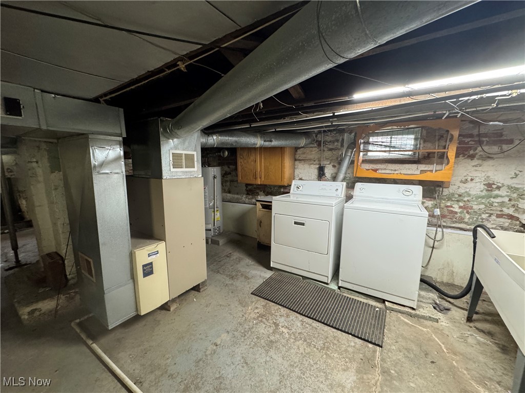 919 E 17th Street Ashtabula OH 44004