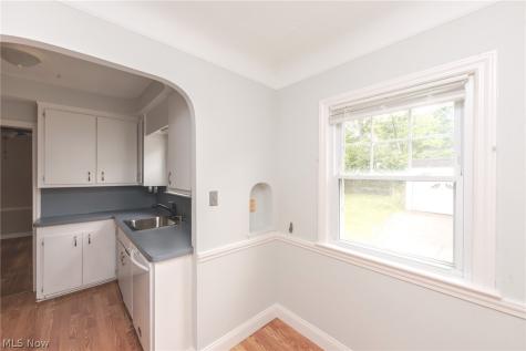 4218 Bushnell Road University Heights OH 44118