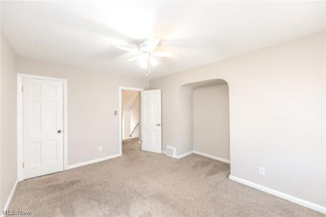 4218 Bushnell Road University Heights OH 44118