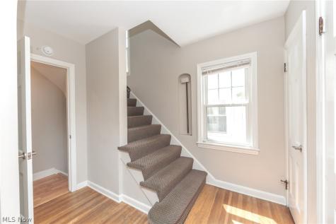 4218 Bushnell Road University Heights OH 44118