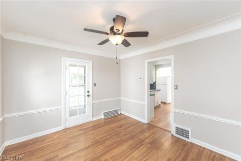 4218 Bushnell Road University Heights OH 44118