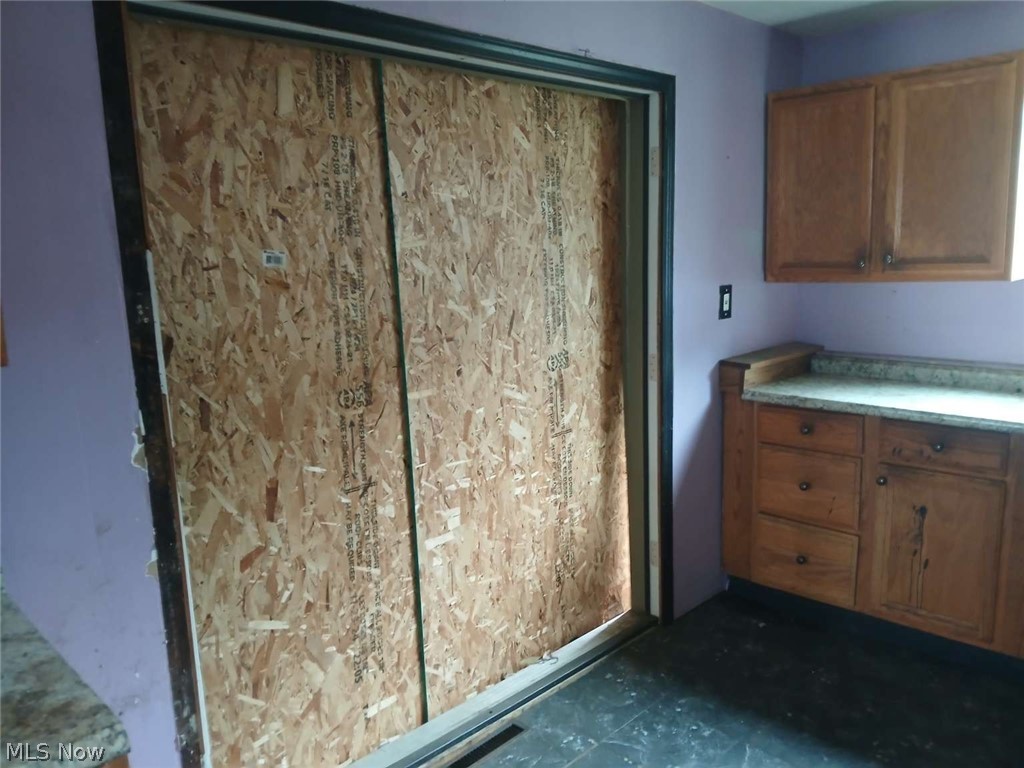 247 Whitney Street Conneaut OH 44030