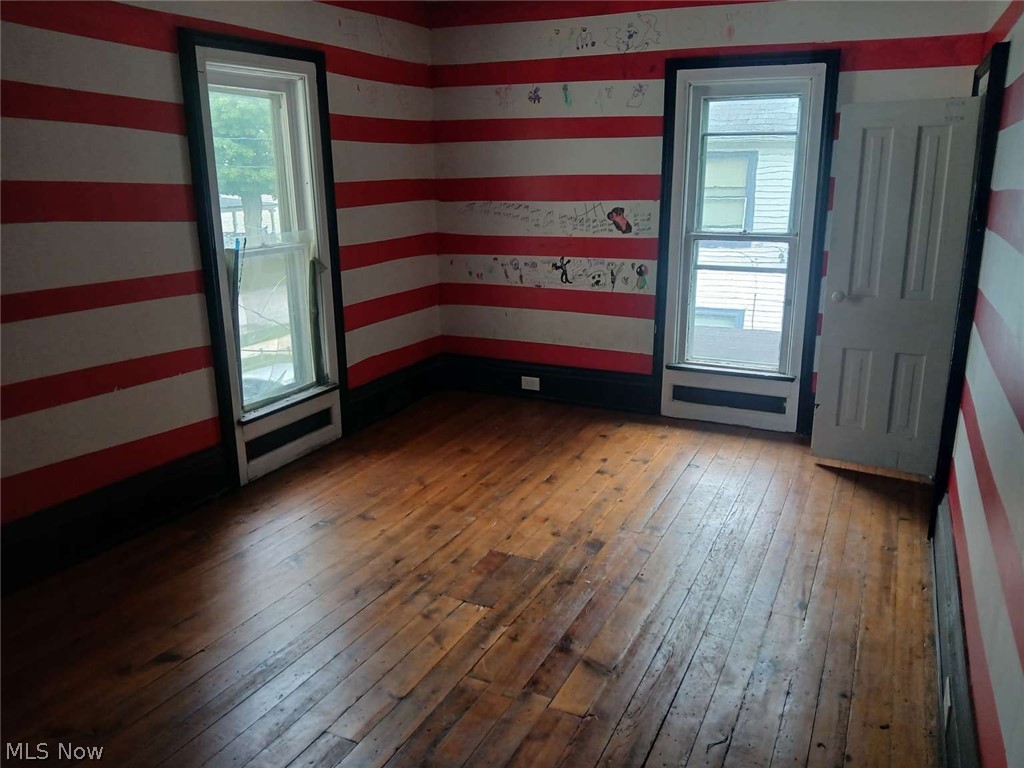 247 Whitney Street Conneaut OH 44030