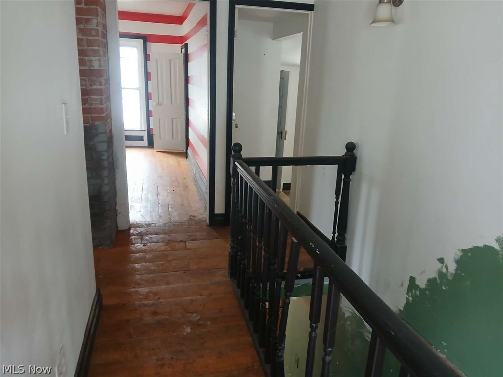 247 Whitney Street Conneaut OH 44030