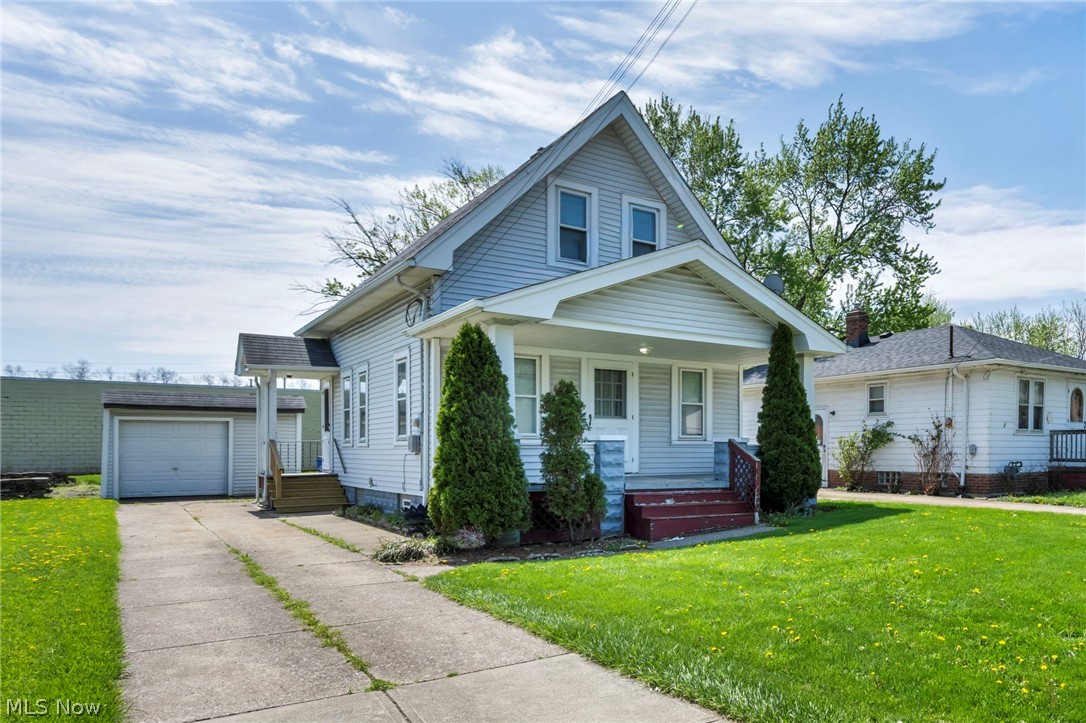 13313 Sprecher Avenue Cleveland OH 44135