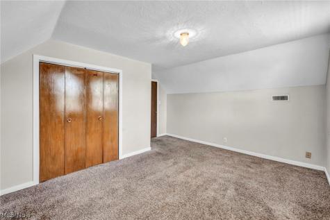 13313 Sprecher Avenue Cleveland OH 44135