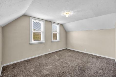 13313 Sprecher Avenue Cleveland OH 44135