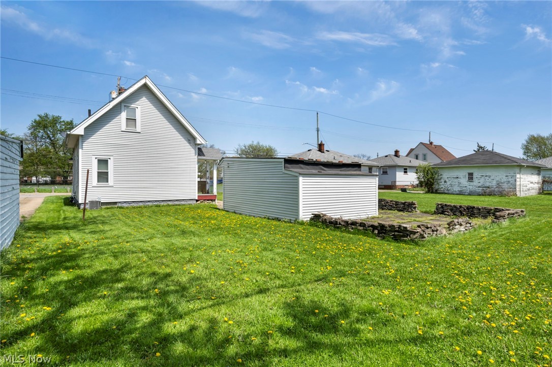 13313 Sprecher Avenue Cleveland OH 44135