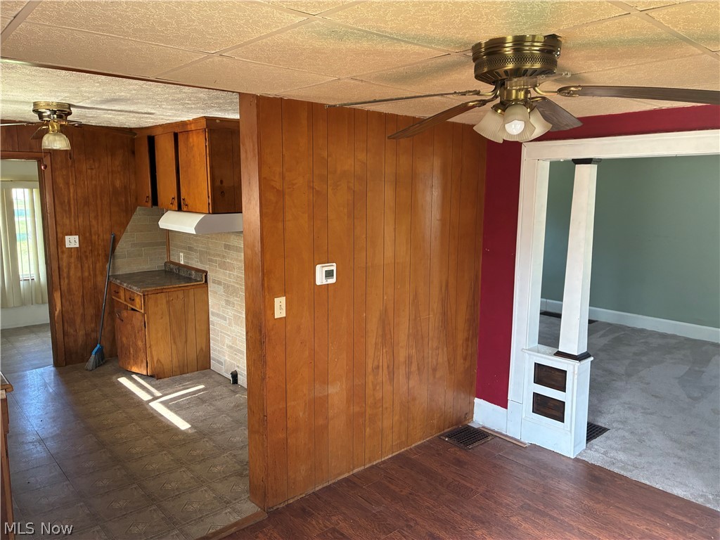 355 2nd Street SW Brewster OH 44613