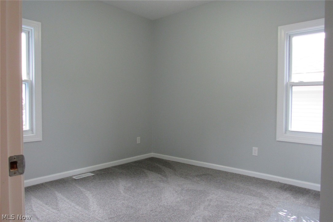 216 S Eagle Street Geneva OH 44041