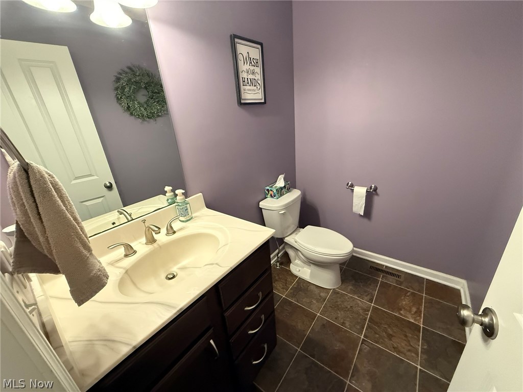 235 Briarwood Drive SE New Philadelphia OH 44663