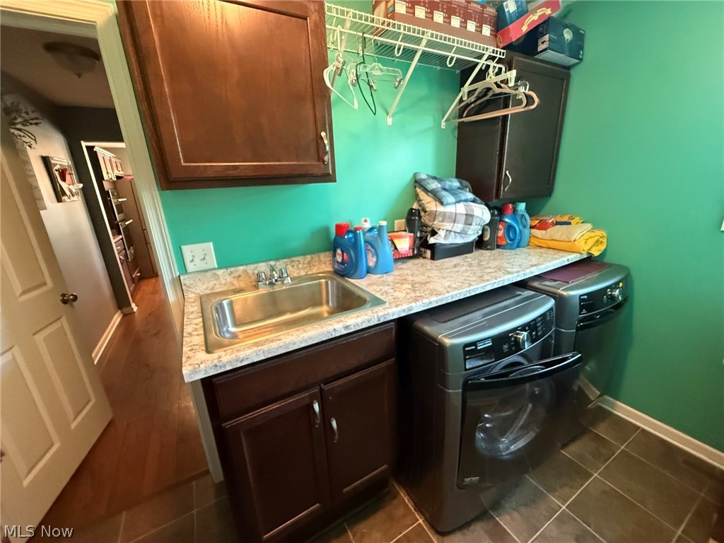 235 Briarwood Drive SE New Philadelphia OH 44663