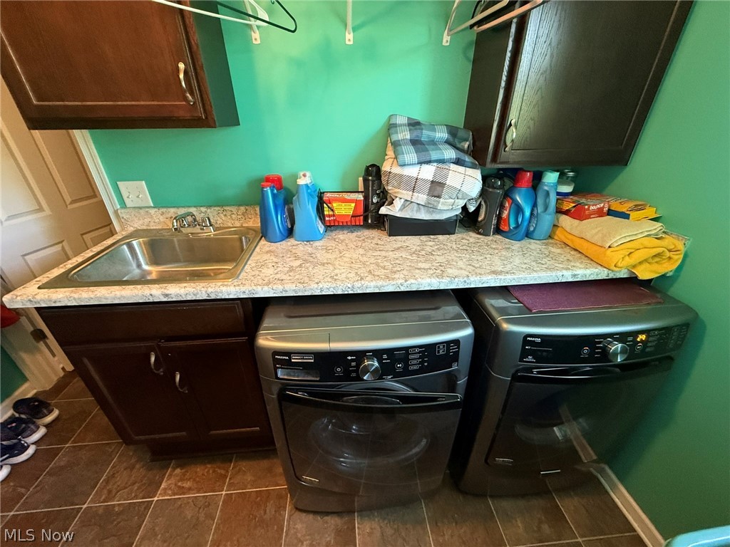 235 Briarwood Drive SE New Philadelphia OH 44663
