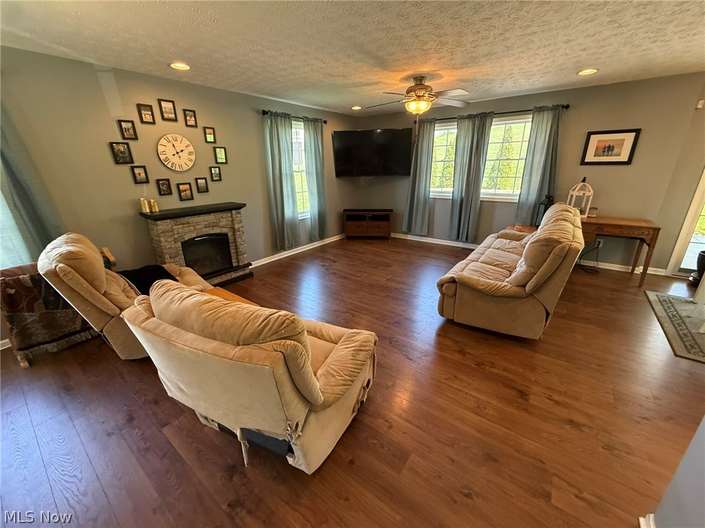 235 Briarwood Drive SE New Philadelphia OH 44663