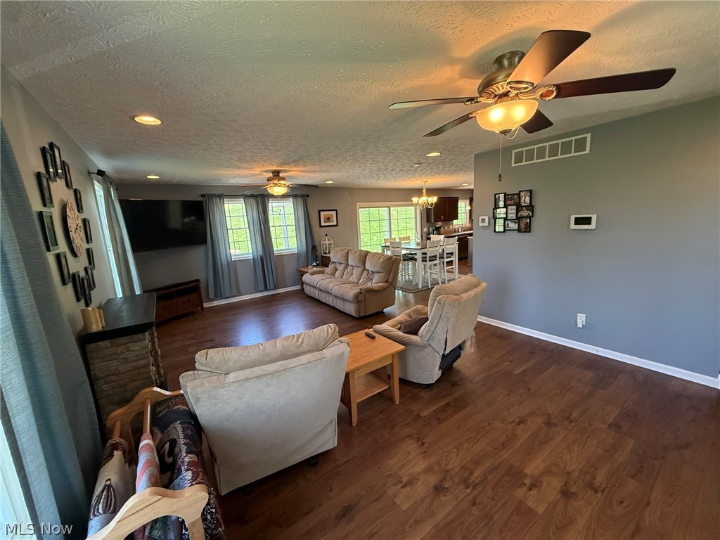 235 Briarwood Drive SE New Philadelphia OH 44663