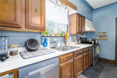 1132 Wellesley Avenue Steubenville OH 43952