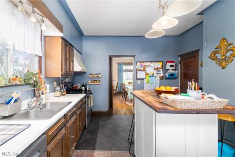 1132 Wellesley Avenue Steubenville OH 43952